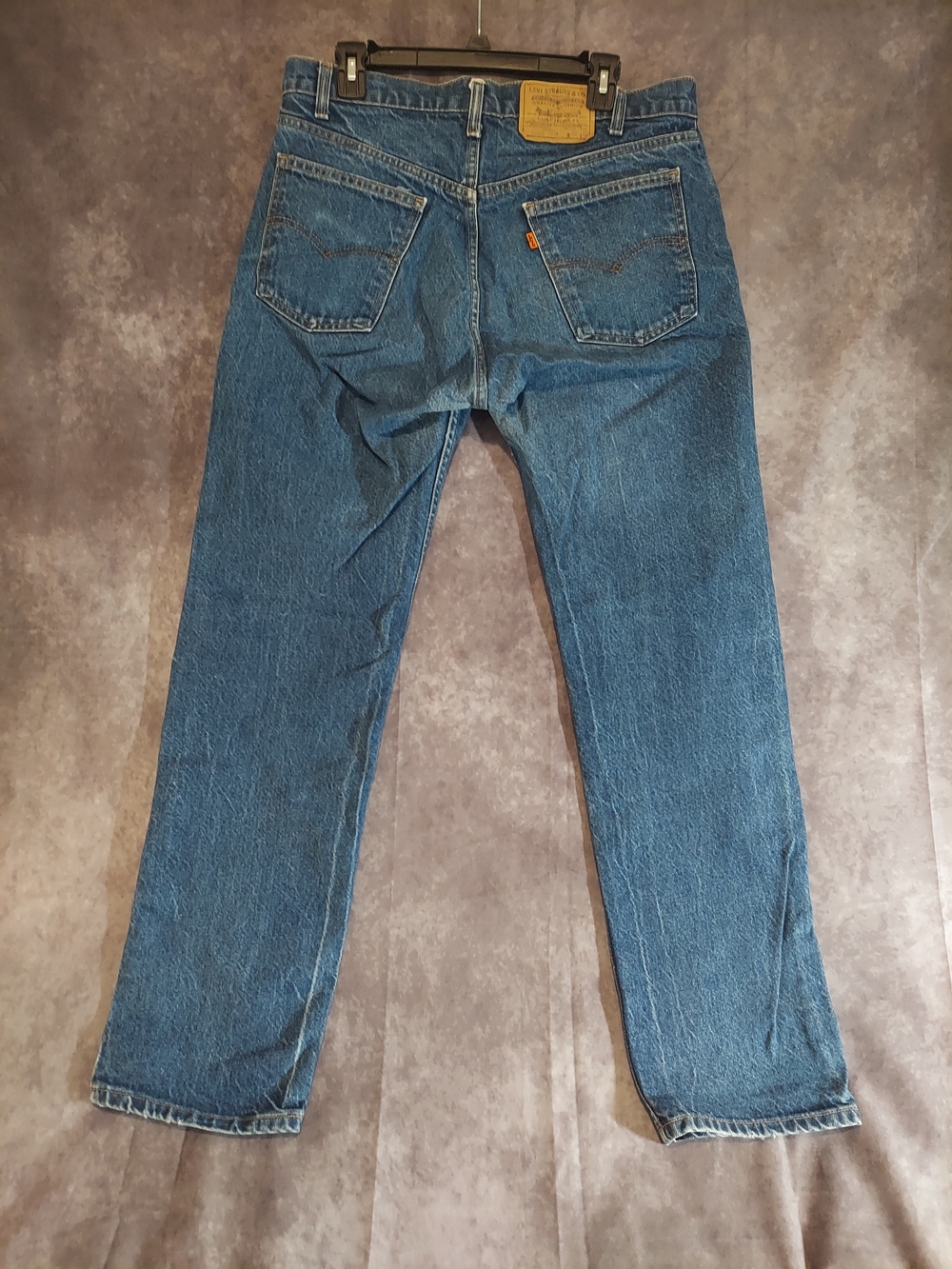 Levi’s 505 Regular Fit Men’s Jeans 36x32 Straight Leg Medium Wash Denim GUC - Picture 8 of 12